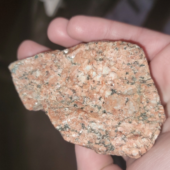 Pink granite Granite is an igneous intrusive rock with holocrystalline texture - Picture 6 of 7